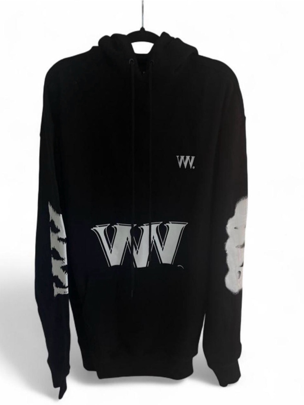 VVV THE BRAND black hoodie